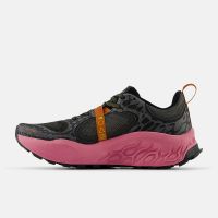 NEW BALANCE FRESH FOAM HIERRO V8 BLACK ET REAL PINK chaussure de  trail pas cher